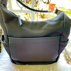 NWT TAHARI PEBBLED FAUX LEATHER HOBO BAG